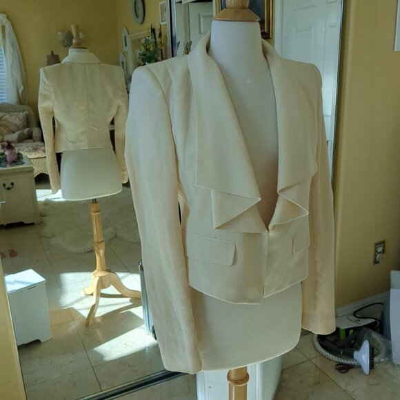 BCBG maxazria cream blazer - Picture 1 of 4